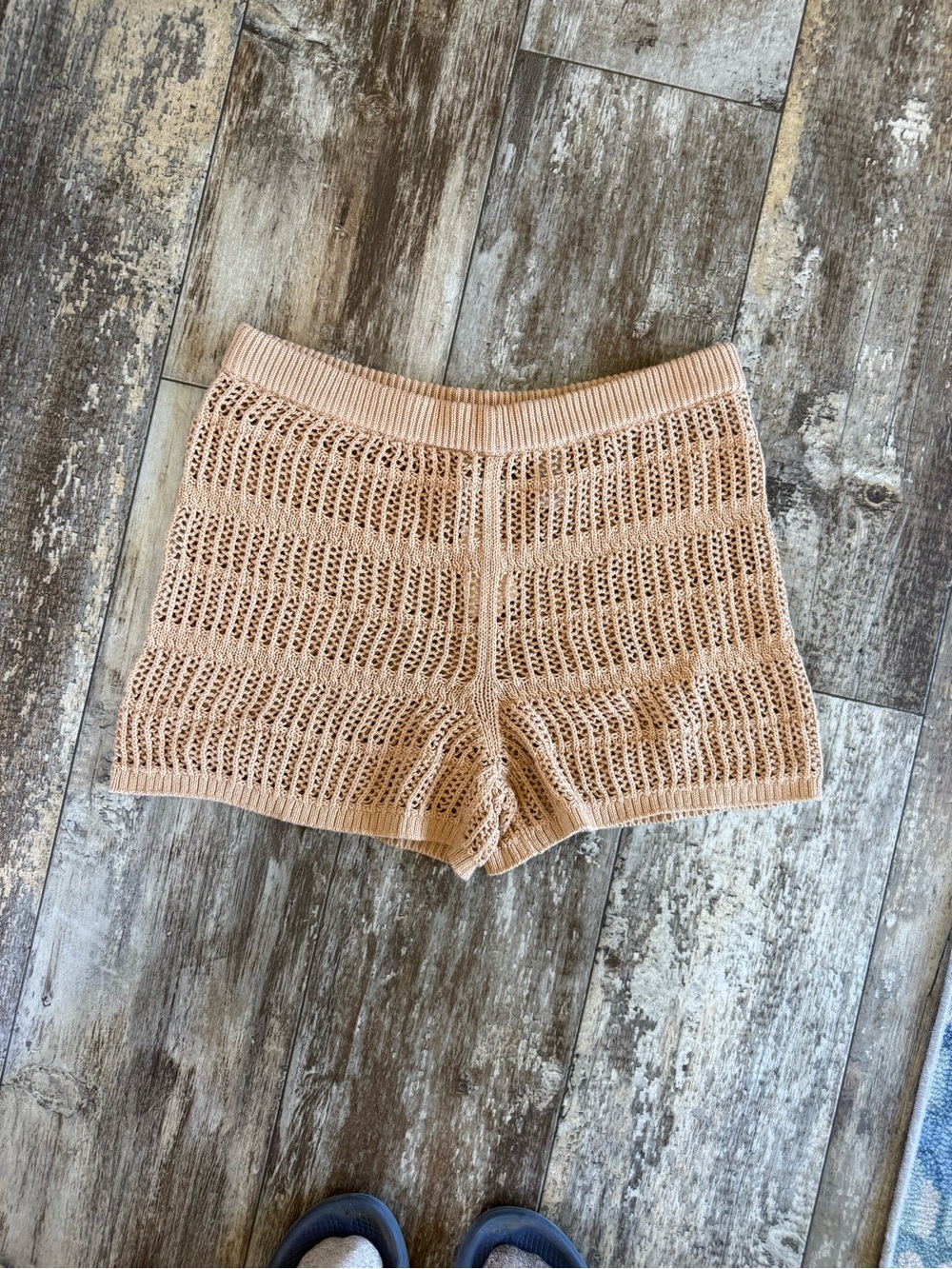 2 for $30 sale: NWT Aerie crochet knit tan shorts - M